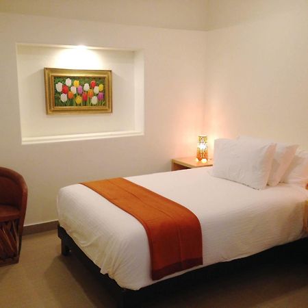 Hotel Boutique Madero Hermosillo Kültér fotó